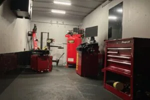 Mobile Tire Changing Trucks